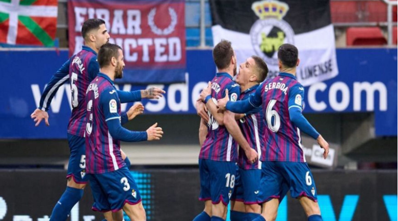 Đâu là lý do vì sao nên xem trực tiếp bóng đá? Đâu là lý do vì sao nên xem trực tiếp bóng đá?